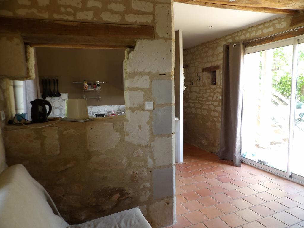 Hotel Les Caves Ambillou-Château Exterior foto